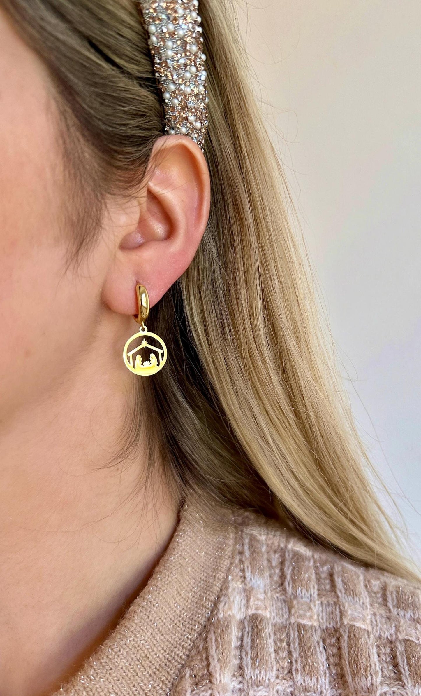 Nativity Earrings, Religious Christmas Earrings, Christmas Hoop Earrings, Nativity Scene Earring, Gold Christmas Earrings, Christmas Hoops