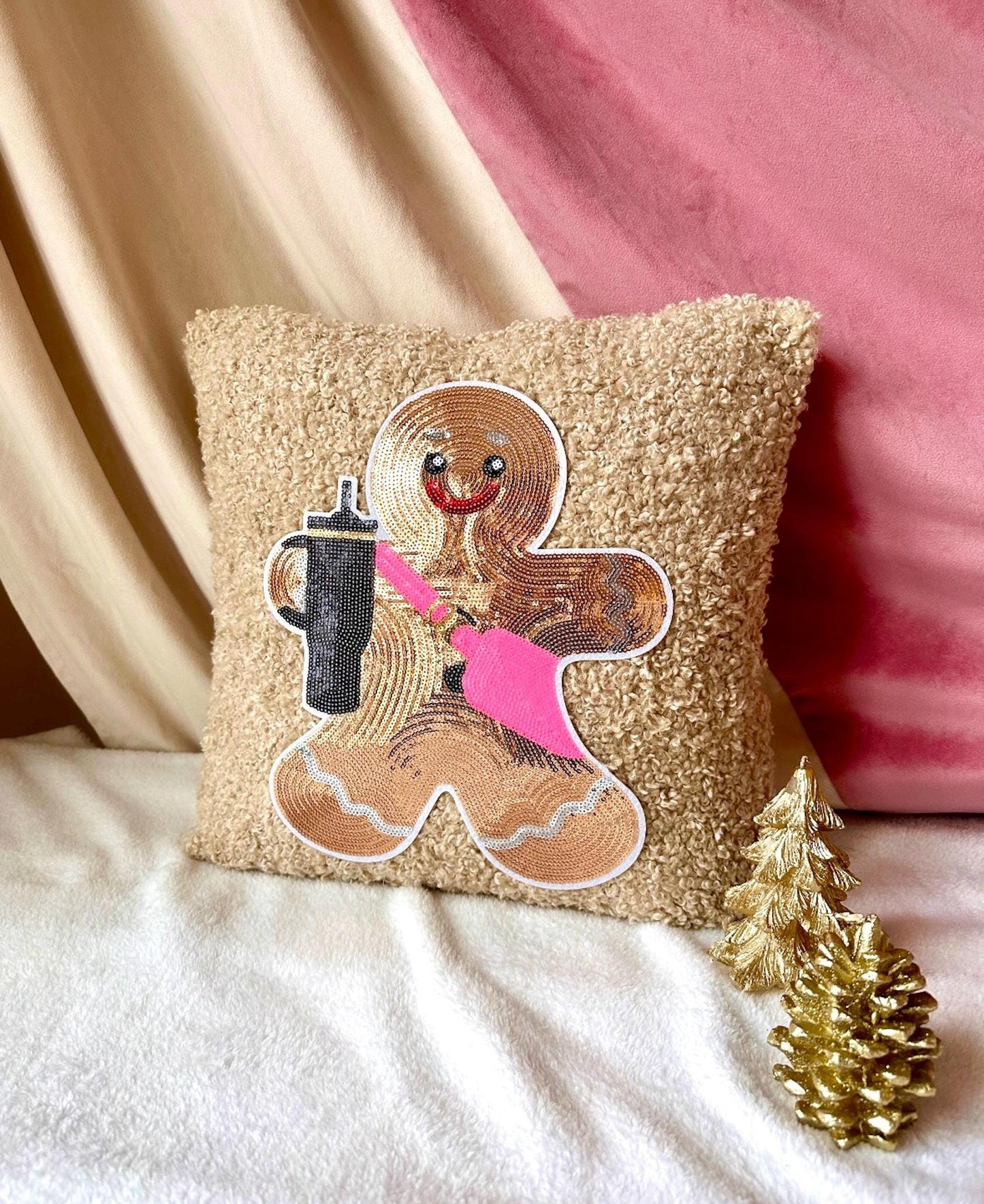 Gingerbread Man Pillow, Boucle Christmas Pillow, Gingerbread Man Christmas Decoration, Sequin Christmas Pillow, Chenille Christmas Pillow