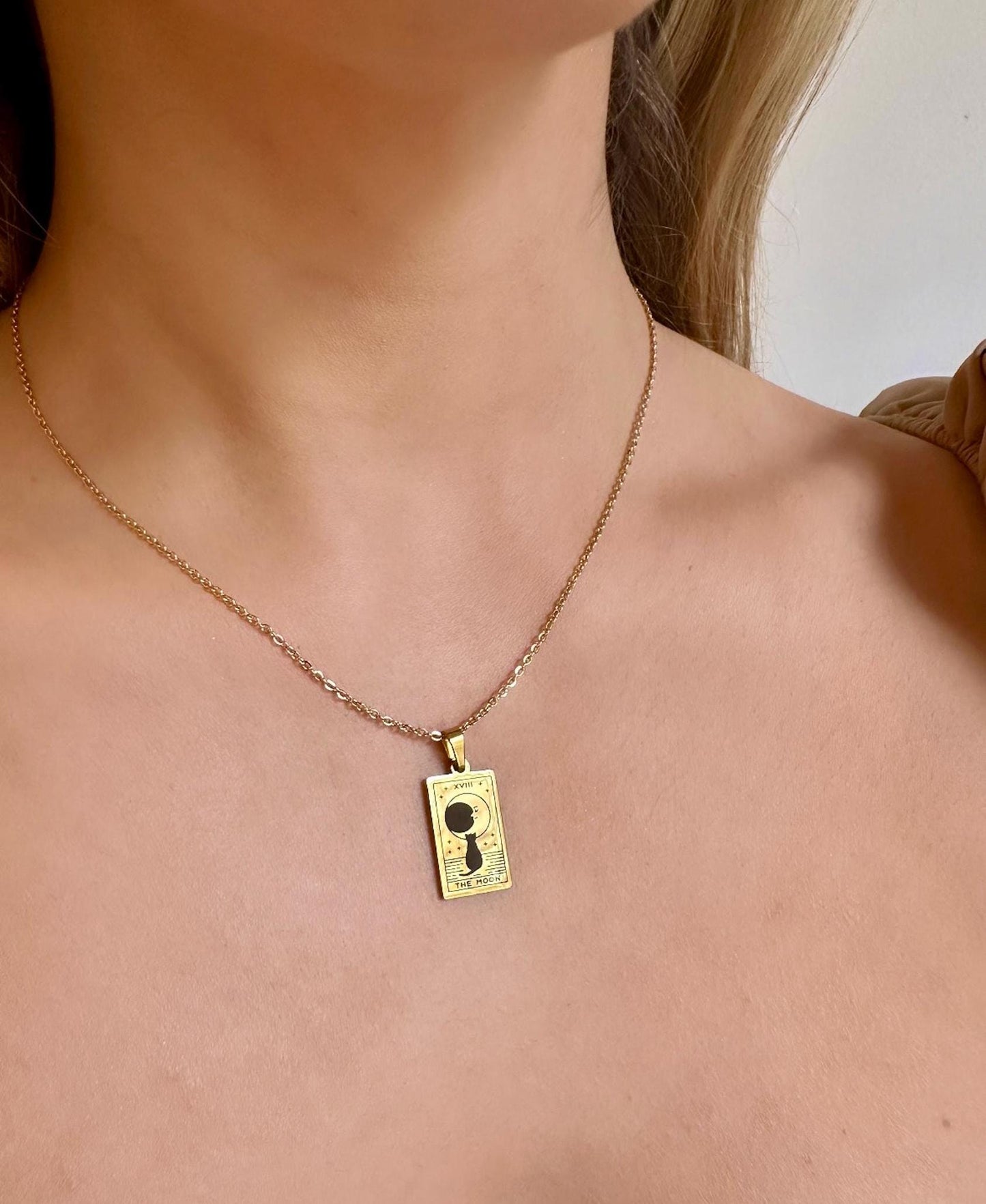 Cat Moon Necklace, Cat Tarot Necklace, The Moon Tarot Necklace, Gold Cat Necklace, Stainless Steel Tarot Card Pendant, Celestial Pendant