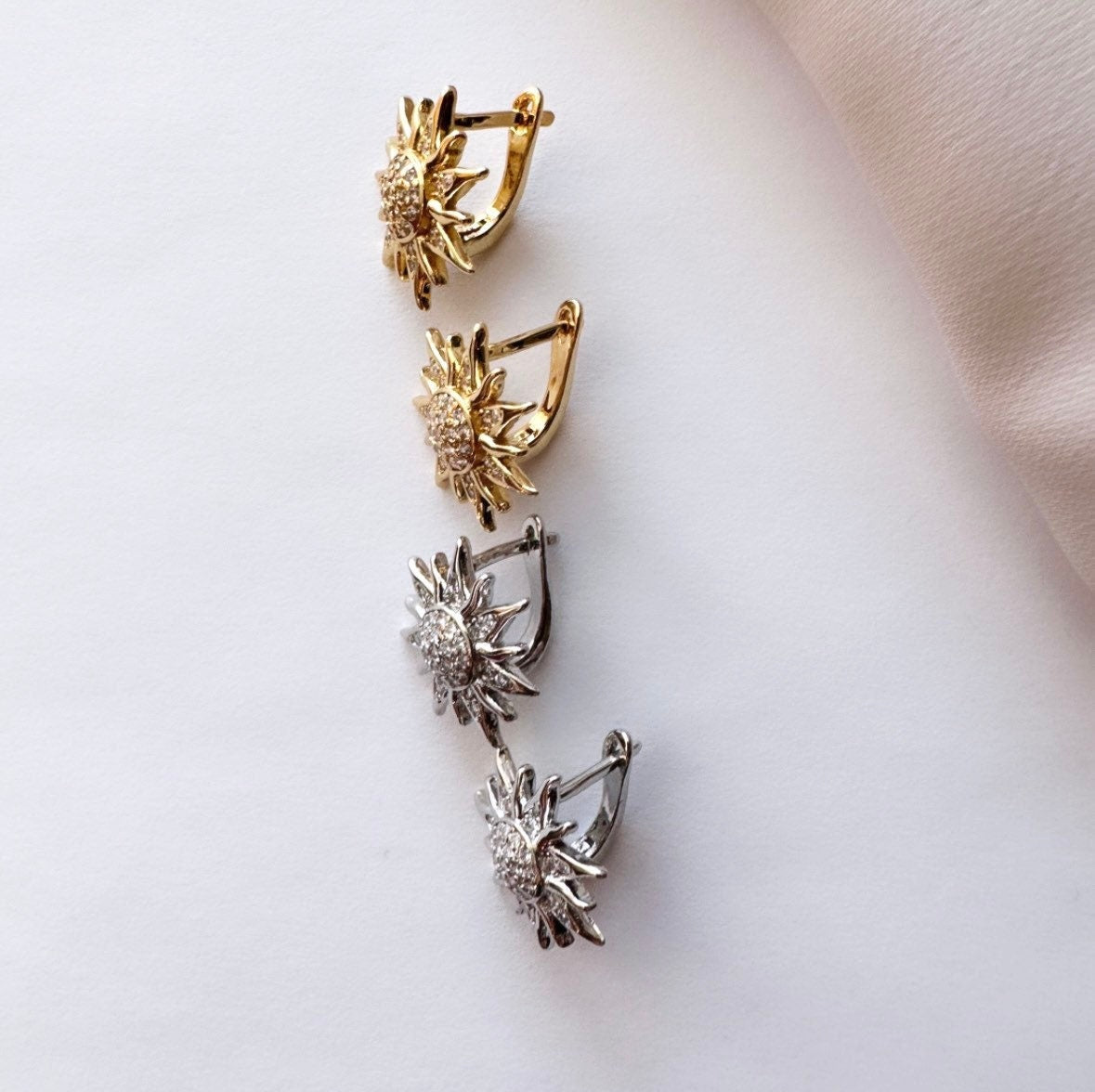 Gold Sun Earrings, Sun Stud Earrings, Tiny Sun Earrings, Sunburst Earrings, Sun Stud Silver, Sunburst Silver Earrings, Sunburst Studs
