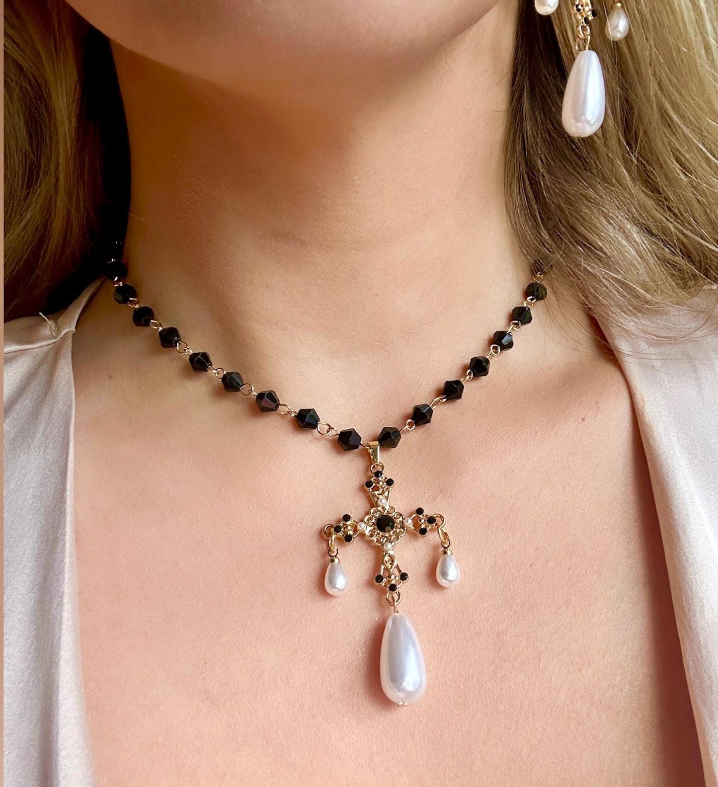 Tudor Cross Necklace, Renaissance Cross Necklace, Medieval Cross Necklace, Goth Cross Necklace, Pearl Cross Necklace, Halloween Necklace