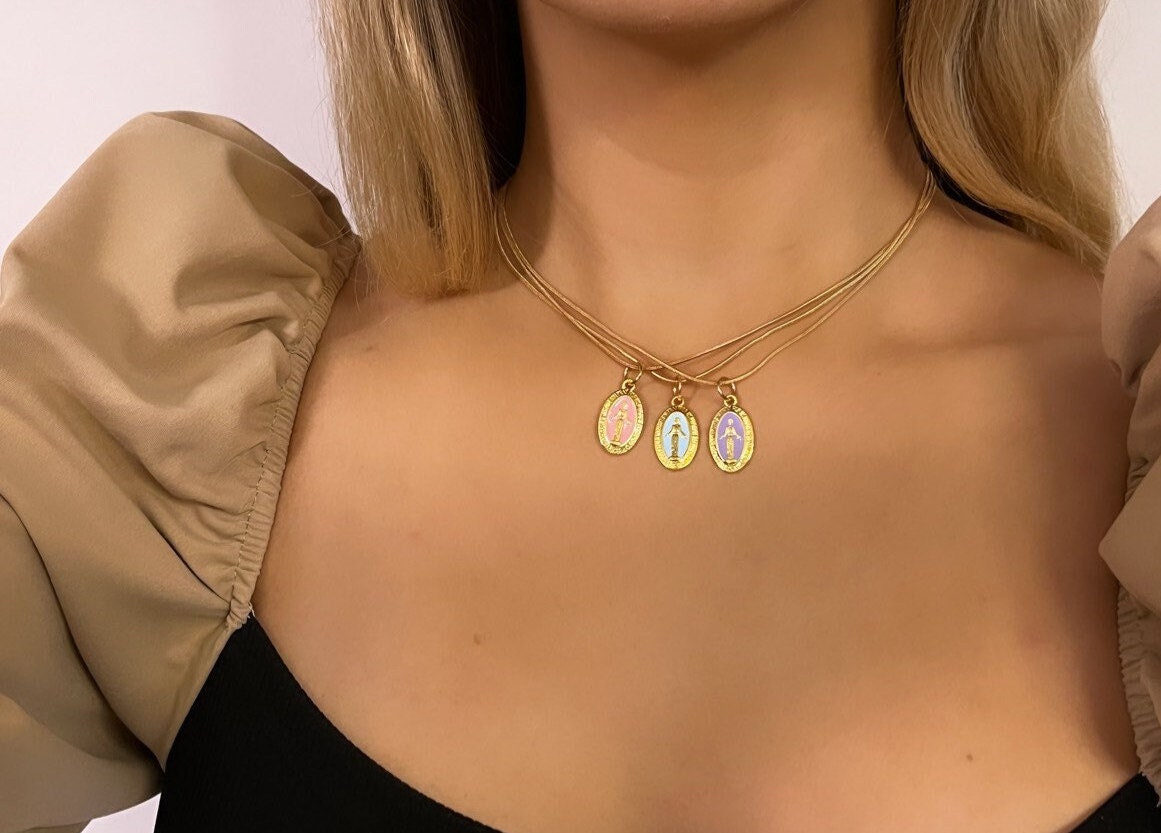 Catholic Necklace, Virgin Mary Necklace Gold, Miraculous Medal Necklace, Saint Pendant Gold, 18K Gold Filled Necklace, Protection Necklace