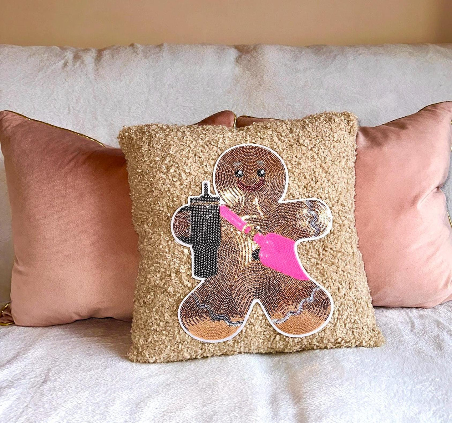 Gingerbread Man Pillow, Boucle Christmas Pillow, Gingerbread Man Christmas Decoration, Sequin Christmas Pillow, Chenille Christmas Pillow
