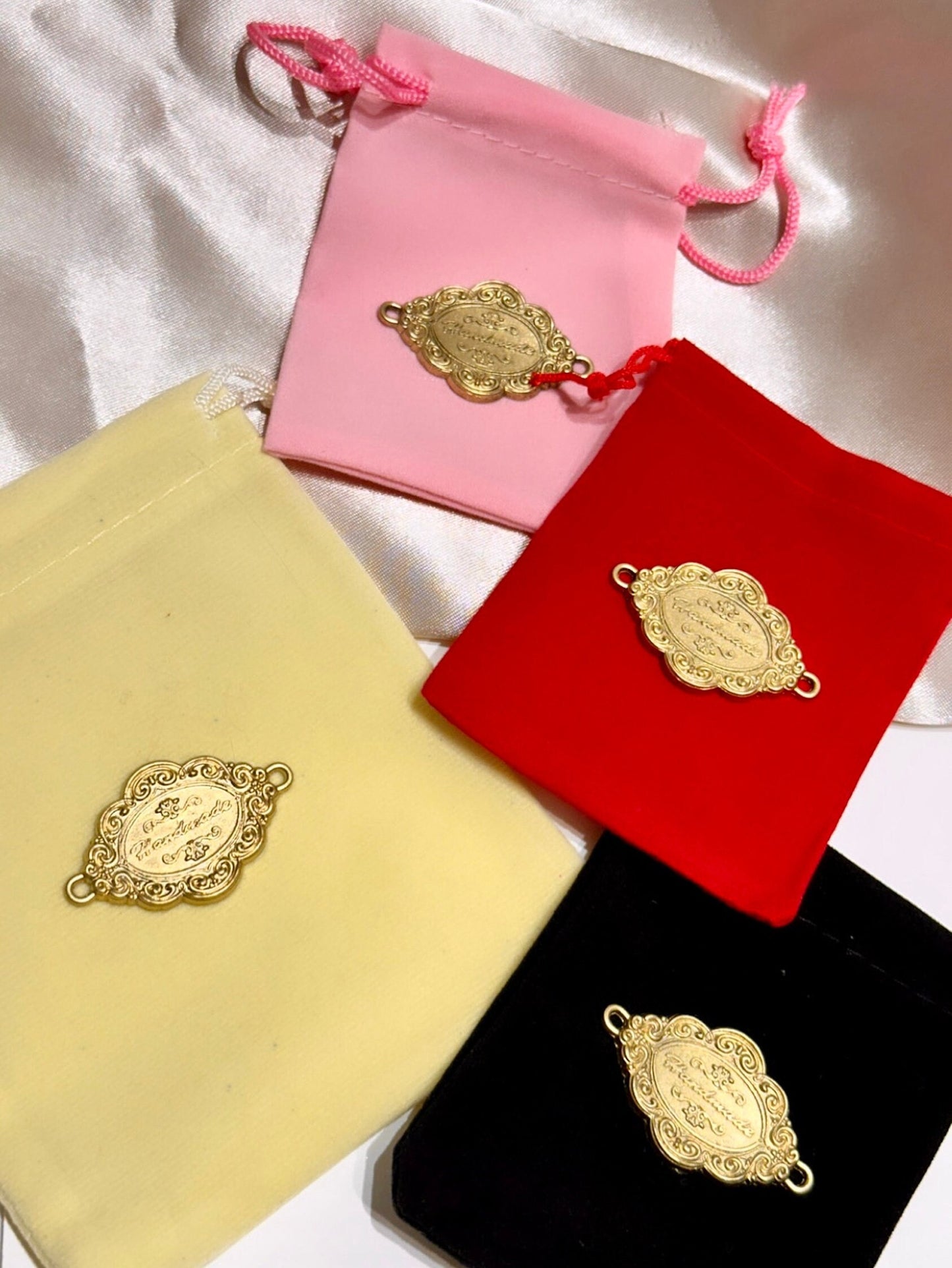 Virgin Mary Rose Gold Necklace, Virgin Mary Pendant Gold, Virgin Mary Medallion, Virgin Mary Portrait, Religious Mother's Day Gift
