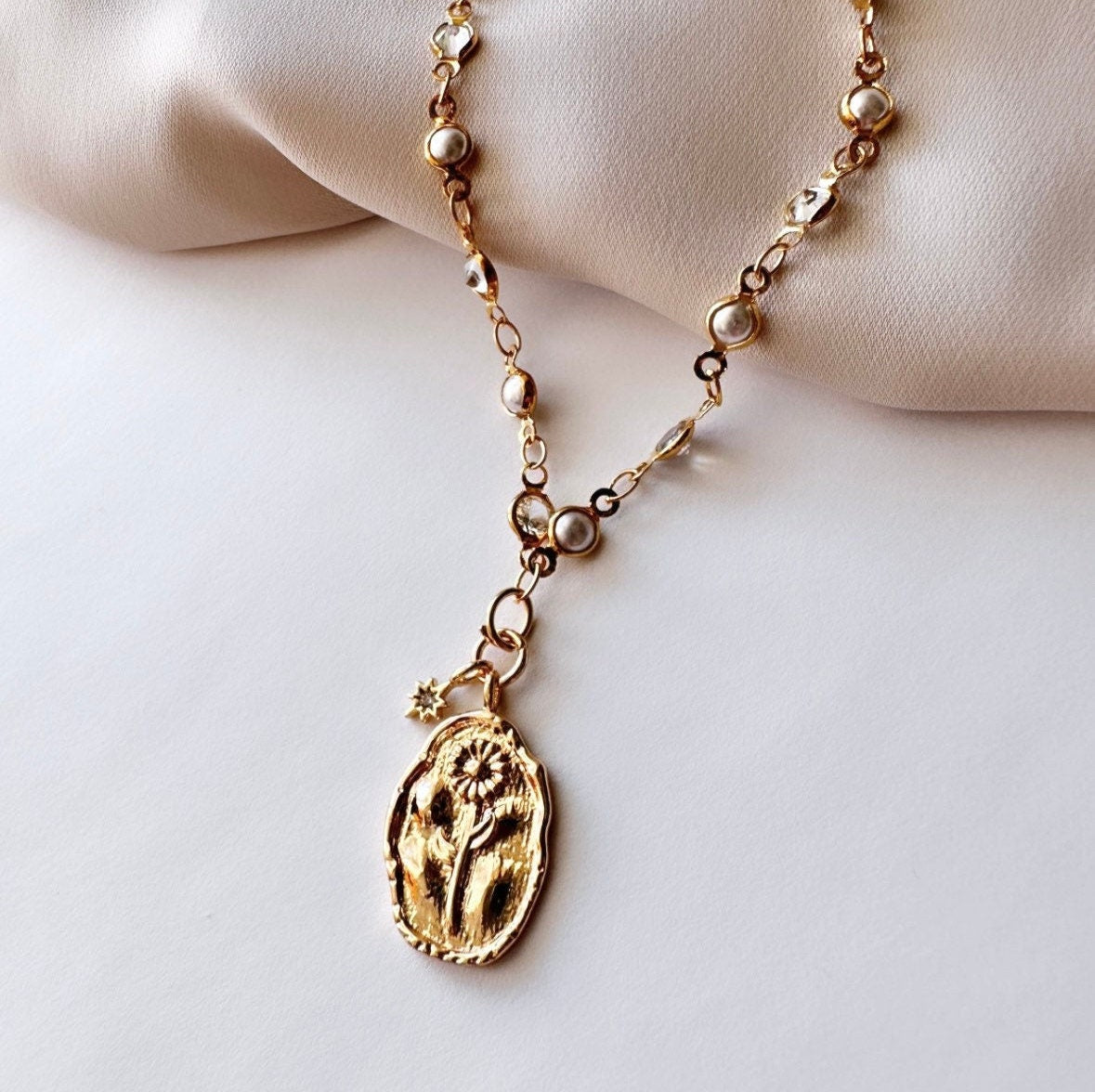 Gold Birth Flower Necklace With Birthstone, Dainty Birth Flower Necklace, Layered Birth Stone Necklace, Birthday Necklace Women, Custom