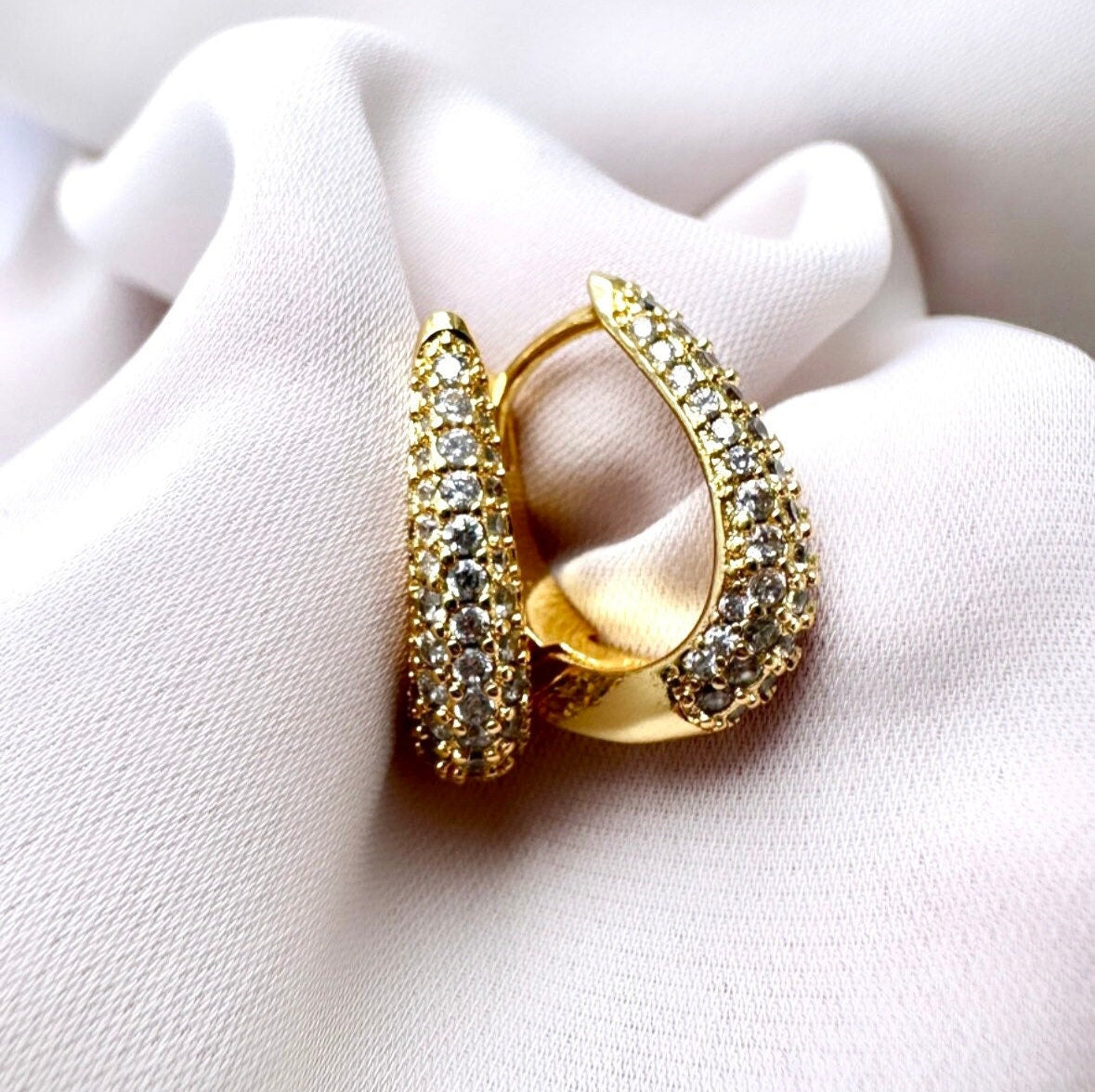 Gold Moon Hoop Earrings, Celestial Earrings, Crescent Moon Hoop Earrings, Hoop Earrings Set, Moon Face Earrings, Half Moon Earrings