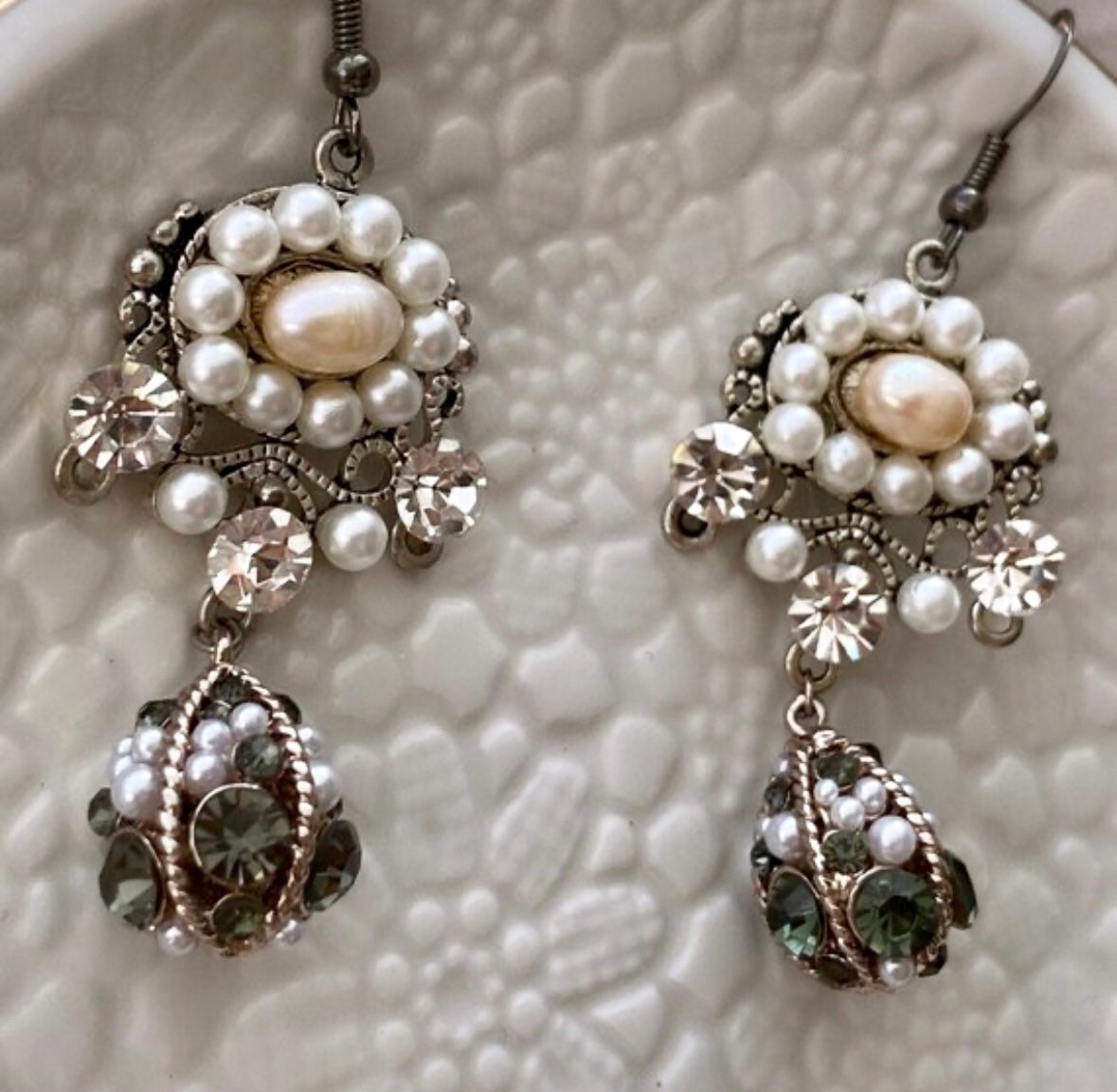 Silver Easter Egg Earrings, Vintage Easter Earrings, Easter Drop Earrings, Pearl Easter Eggs, Pearl Statement Earrings, Antique Earrings