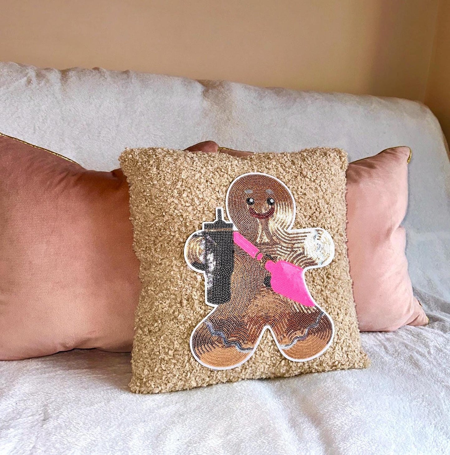 Gingerbread Man Pillow, Boucle Christmas Pillow, Gingerbread Man Christmas Decoration, Sequin Christmas Pillow, Chenille Christmas Pillow