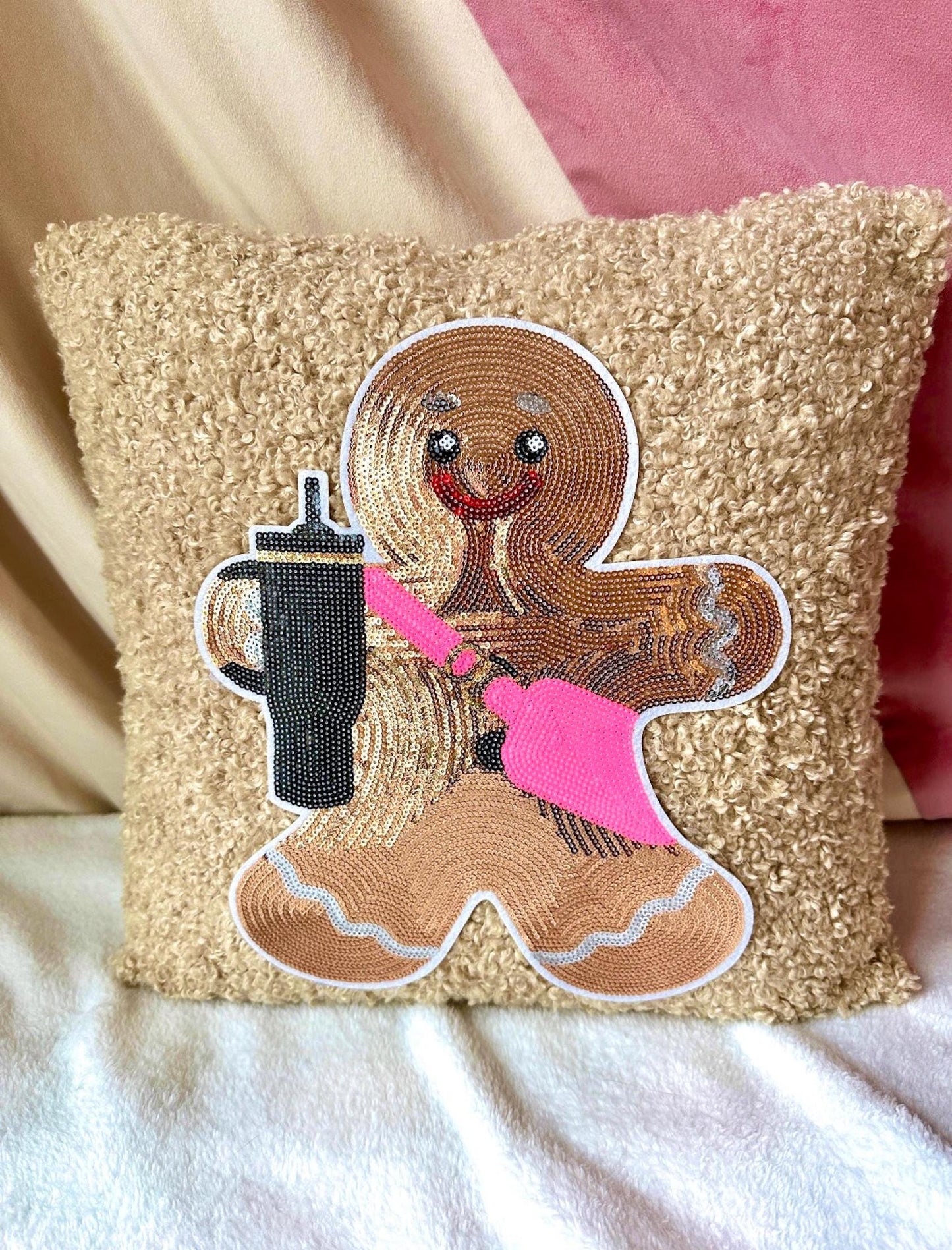 Gingerbread Man Pillow, Boucle Christmas Pillow, Gingerbread Man Christmas Decoration, Sequin Christmas Pillow, Chenille Christmas Pillow