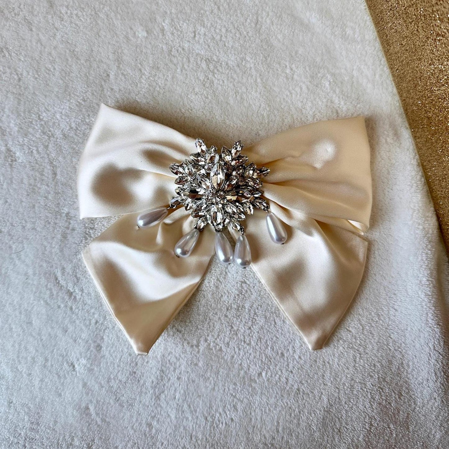Christmas Hair Bow Clip, Snowflake Hair Bow, Black Christmas Bow, Black Satin Hair Bow, Festive Hair Bow, Snowflake Hair Clips