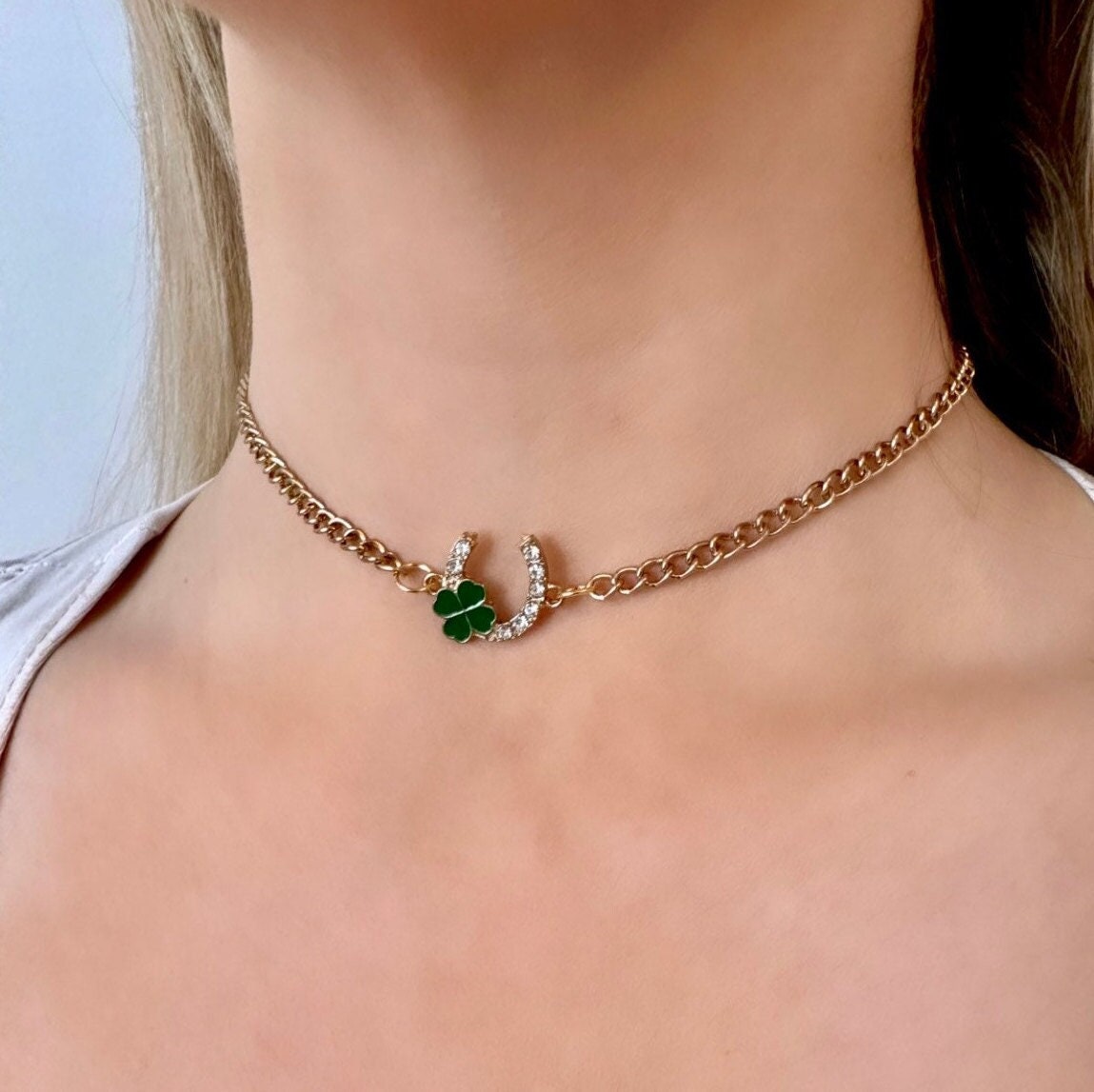 Horseshoe Choker, Lucky Horseshoe Necklace, Tiny Clover Necklace, Clover Choker, Green Shamrock Necklace, Lucky Charm Necklace