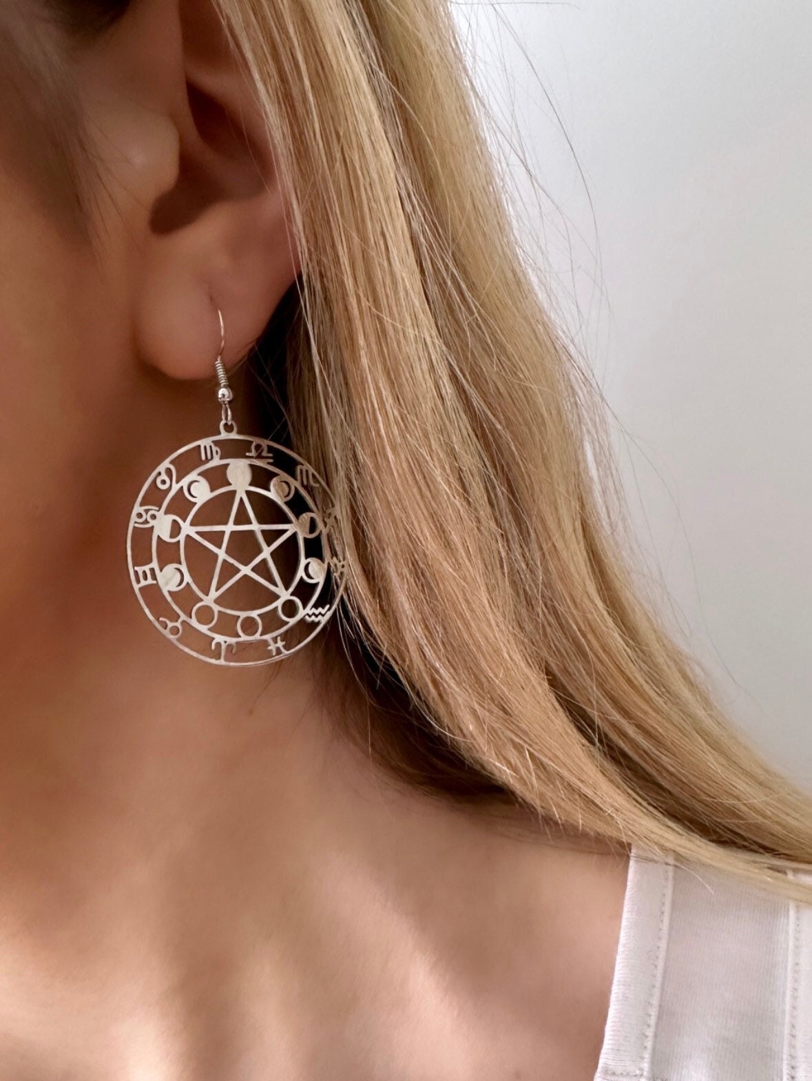 Silver Star Earrings, Pentacle Earrings, Silver Witchy Earrings, Moon Phase Earrings, Zodiac Earrings, Pentagram Earrings Celestial Earrings