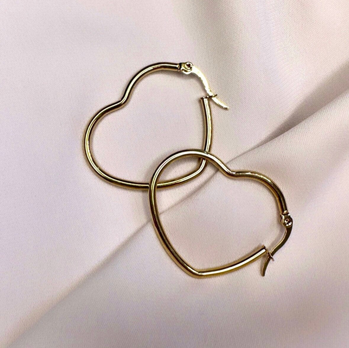 Gold Heart Hoop Earrings, Gold Heart Hoops, Heart Shaped Earrings, Tarnish Free Gold Earrings, 14K Hoop Gold Earrings, Everyday Hoops