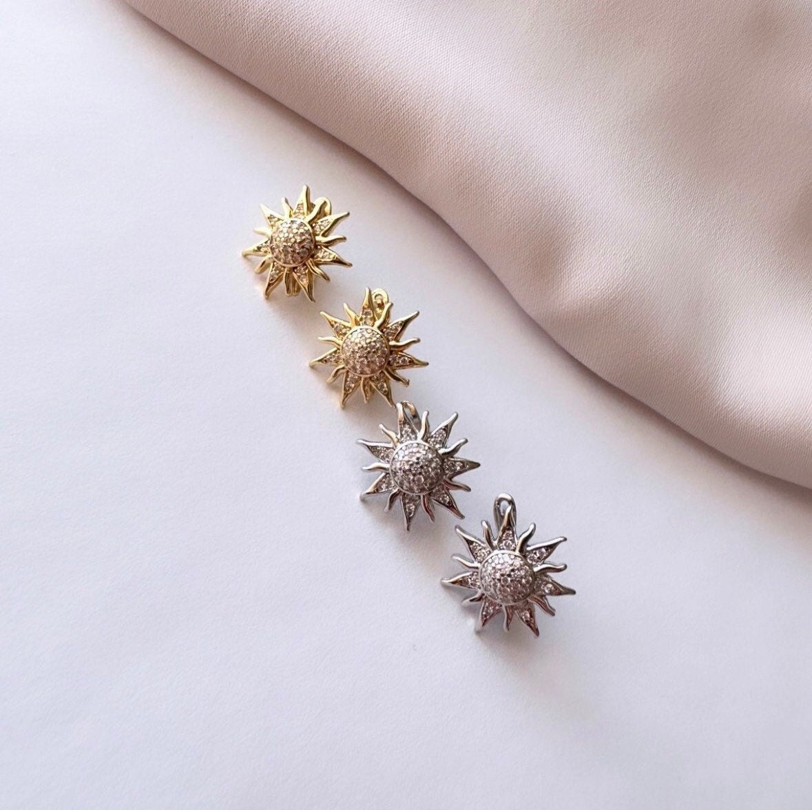 Gold Sun Earrings, Sun Stud Earrings, Tiny Sun Earrings, Sunburst Earrings, Sun Stud Silver, Sunburst Silver Earrings, Sunburst Studs