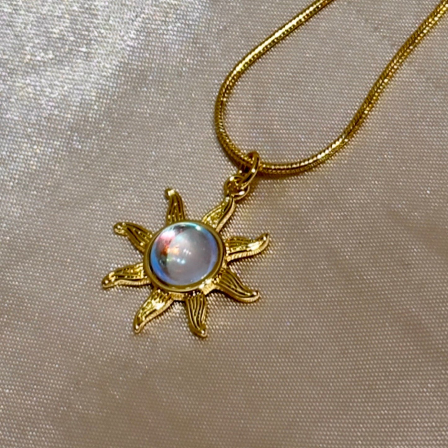 14K Gold Sun Pendant, Tiny Sun Necklace, Gold Sun Pendant Necklace, Small Sun Necklace, Celestial Charm Necklace, Summer Necklace Gold