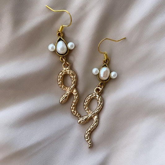 Snake Pearl Earrings, Gold Snake Earrings, Tiny Pearl Earrings, Snake Dangle Earrings, Serpent Earrings, Freshwater Pearl Earrings Gold