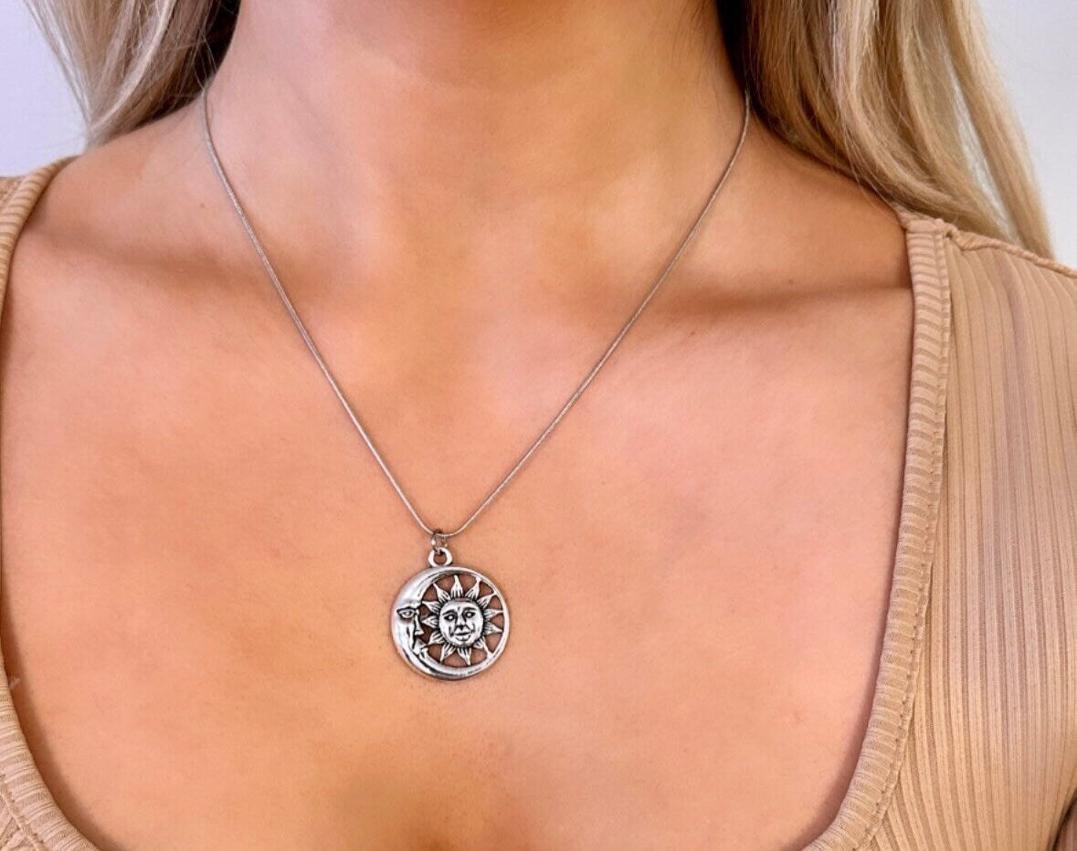 Silver Sun Moon Necklace, Moon Face Necklace, Sun Face Necklace, Silver Celestial Jewelry, Celestial Pendant, Tarot Necklace, Sun Moon Face