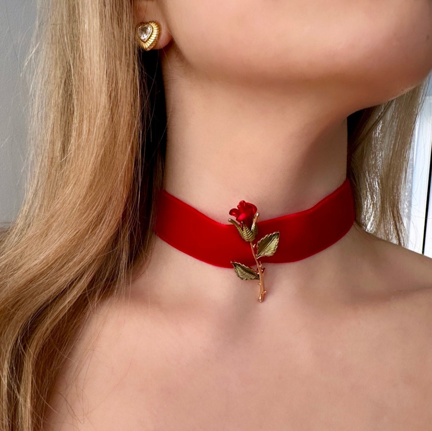 Red Rose Choker, Rose Choker Necklace, Red Velvet Choker, Velvet Ribbon Choker, Goth Rose Jewelry, Romantic Necklace, Red Flower Necklace