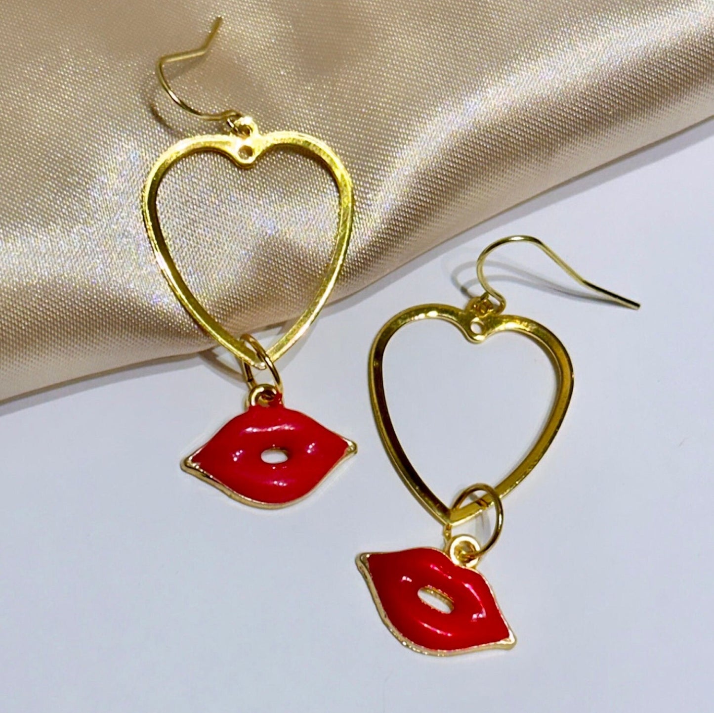 Valentine Lip Earrings, Red Lips Earrings, Valentines Heart Earrings, Mismatched Heart Earrings, Gold Heart Dangle Earrings, Vday Gifts