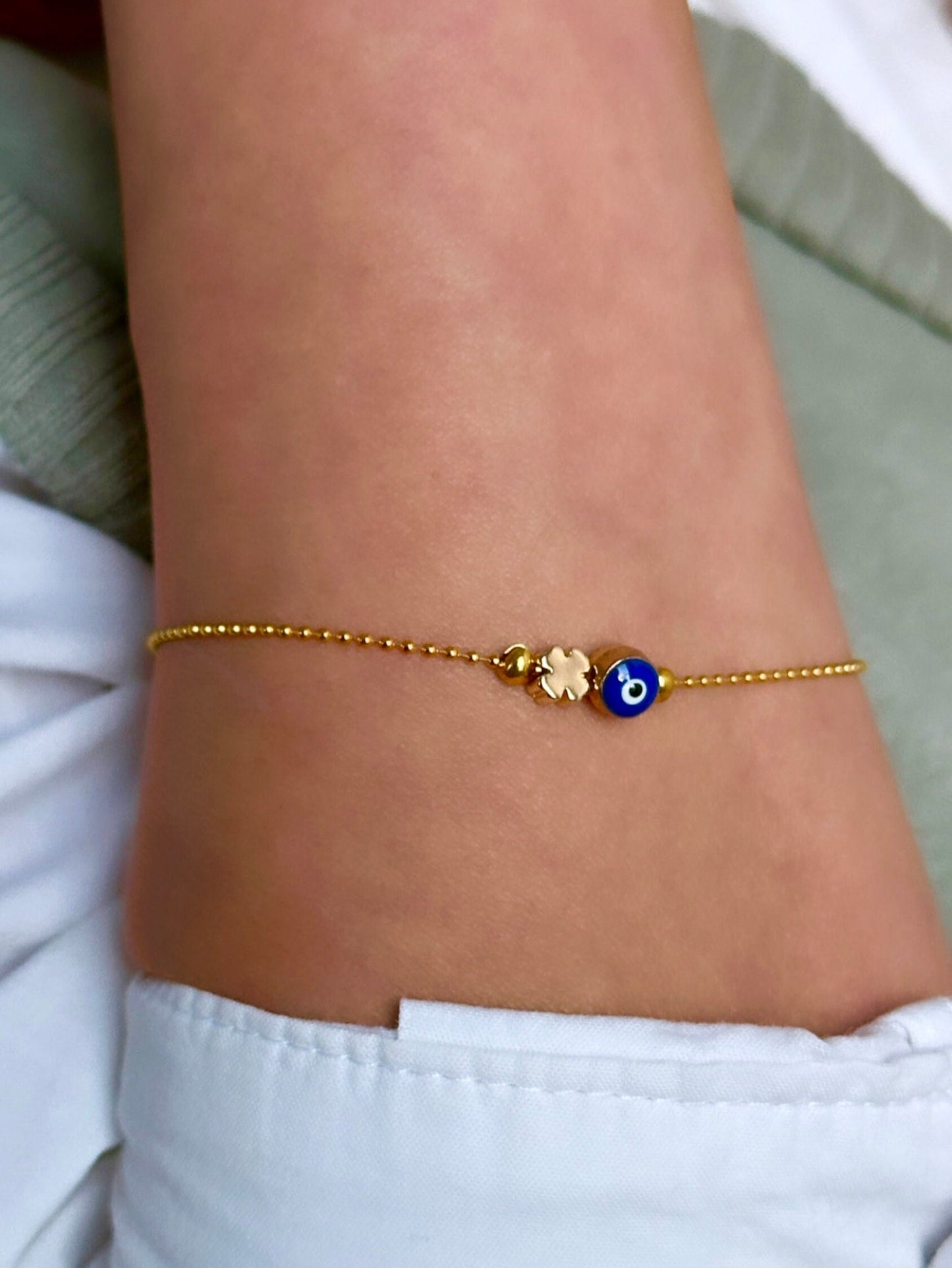 Tiny Evil Eye Bracelet, Lucky Clover Bracelet, Tiny Clover Bracelet, Lucky Charm Bracelet, Adjustable Evil Eye Bracelet, Tiny Lucky Charm