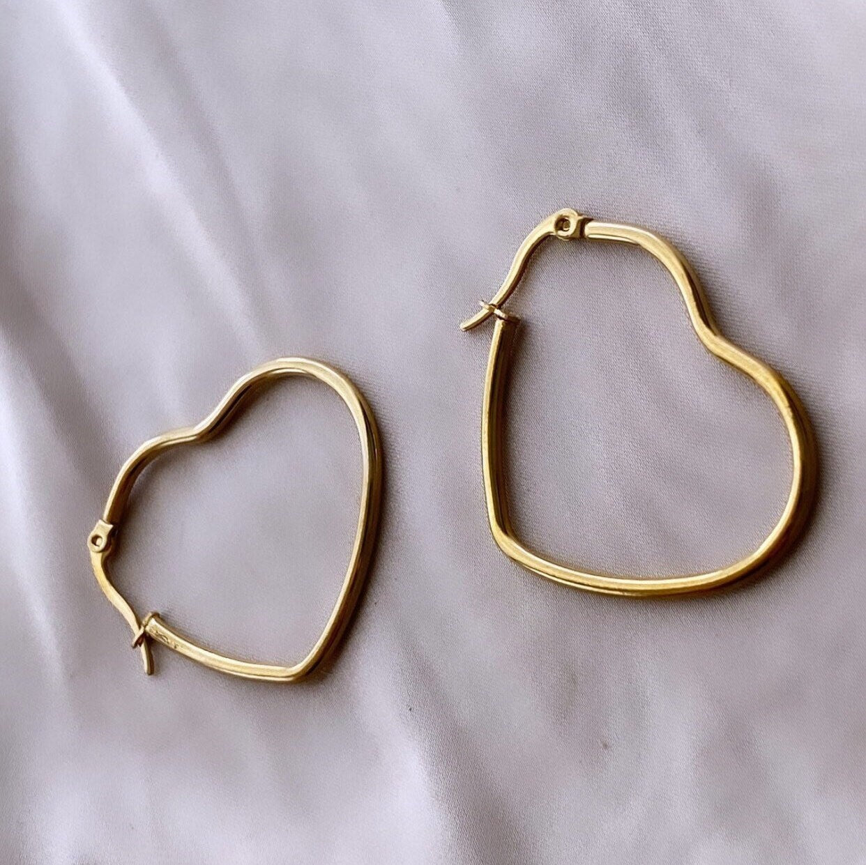 Small Heart Hoop Earrings, Gold Heart Hoops, Heart Shaped Earrings, Tarnish Free Hoops, Everyday Hoop Earrings, Waterproof Earrings Hoops