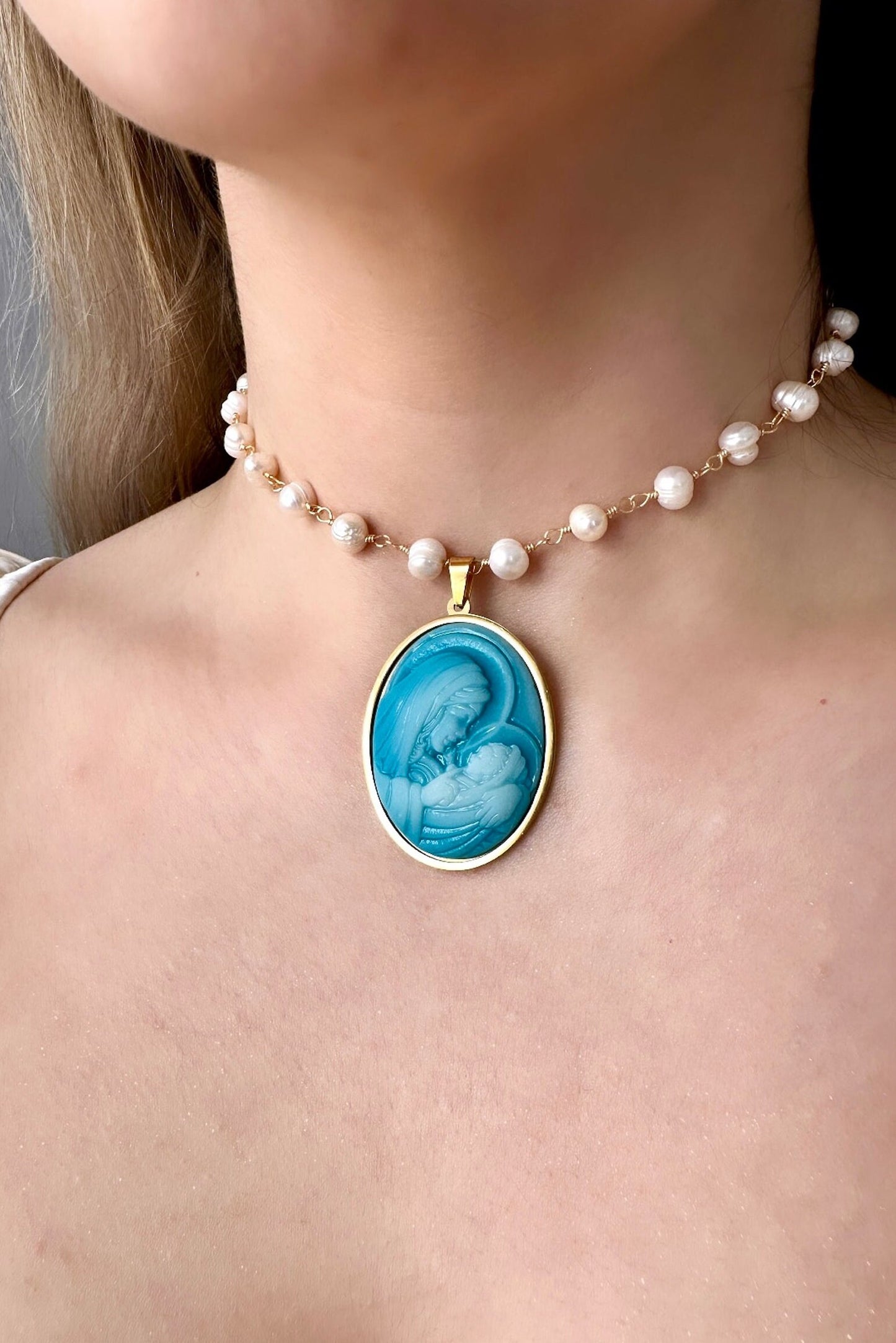 Virgin Mary Cameo, Baby Jesus Necklace, Religious Cameo, Real Pearl Necklace, Pearl Cameo Necklace, Virgin Mary And Baby, Pearl Cameo Choker