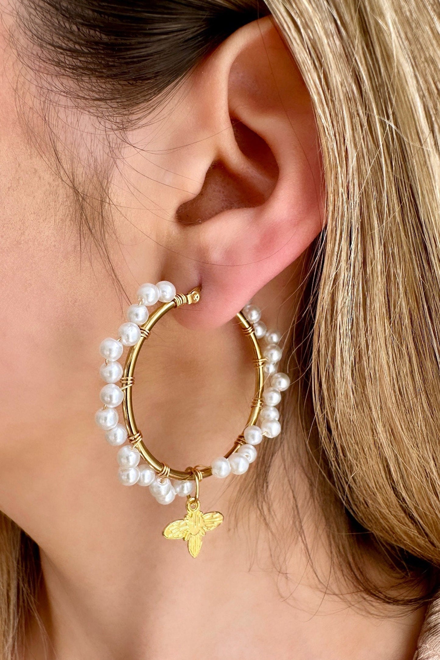 Gold Bee Earrings, Bee Hoop Earrings, Pearl Hoop Earrings Gold, Wire Wrapped Hoop Earrings, Pearl Beaded Earrings, Large Hoop Earrings Gold