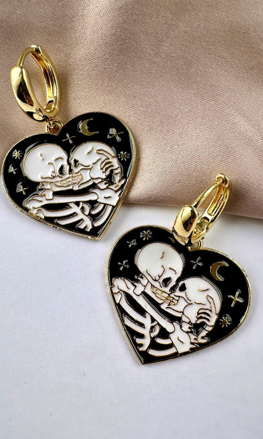 Skeleton Earrings, Skeleton Kissing, Halloween Hoop Earrings, Skeleton Lovers, Halloween Jewelry For Women, Halloween Jewellery, Goth Hoops